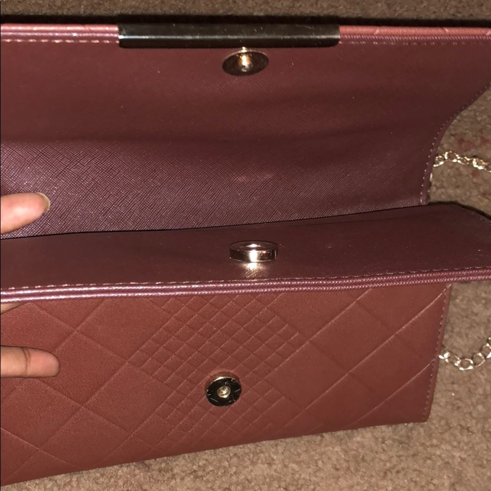Purse - Picture 2 of 2